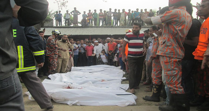 চুয়াডাঙ্গায় সড়ক দূর্ঘটনায় নিহতের সংখ্যা বেড়ে ১৩