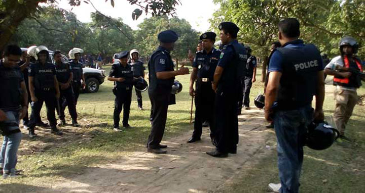 চাঁপাইনবাবগঞ্জের জঙ্গি আস্তানায় ‘অপারেশন ঈগল হান্ট’