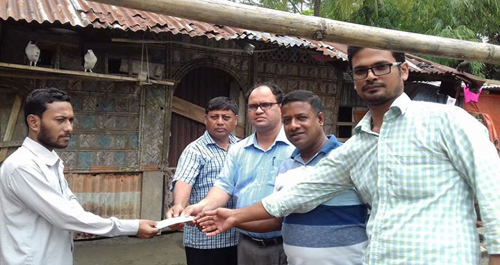 সোনাগাজীতে বজ্রপাতে নিহত ব্যাক্তির পরিবার কে সরকারী অনুদান