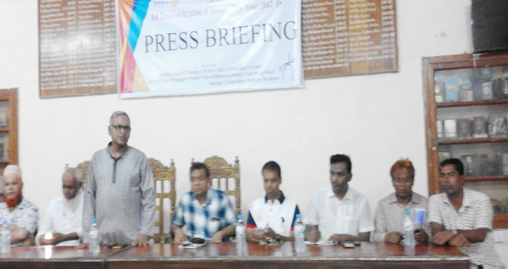 রোটারী ক্লাবের উদ্যোগে লঞ্চযাত্রীদের বিনামূল্যে স্বাস্থ্যসেবা