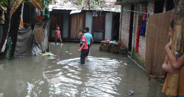 মুন্সীগঞ্জে এখনো জলাবদ্বতায় পানিবন্দি শতশত বাড়ী