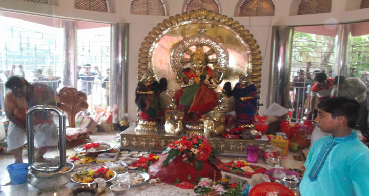 আগৈলঝাড়ায় বিজয় গুপ্ত’র মনসা মন্দিরে ৫২২ বছর ধরে পূজা অনুষ্ঠিত
