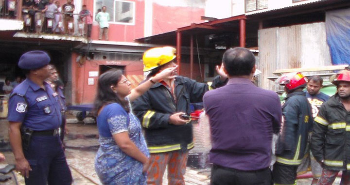 মুন্সীগঞ্জে টেক্সাইল মিলে অগ্নিকাণ্ড : নিহত ৬