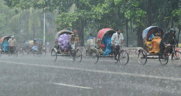 রবিবারের আগে থামছে না বৃষ্টি: ৪ বন্দরে সতর্কতা বহাল