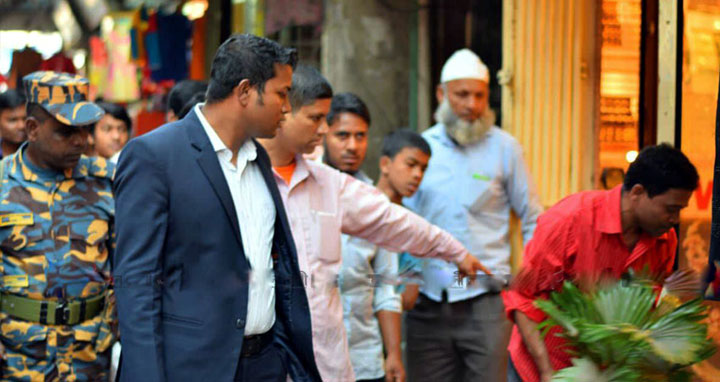 ফেনীতে বিভিন্ন প্রতিষ্ঠানের দেড় লাখ টাকা জরিমানা