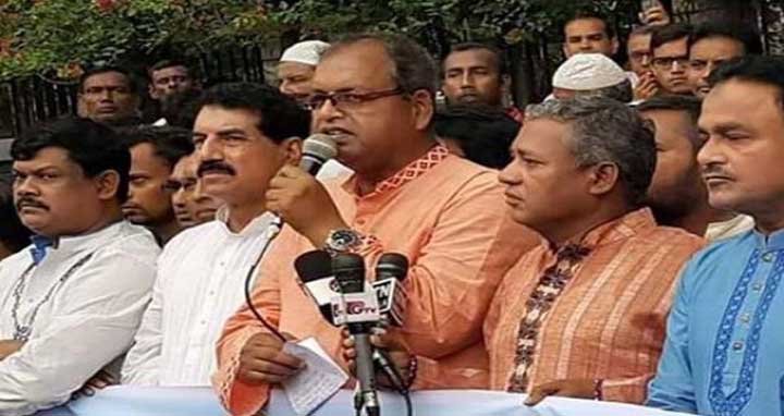 ‘বাংলাদেশে মানুষের লেখার-বলার-ভোটের অধিকার নেই’