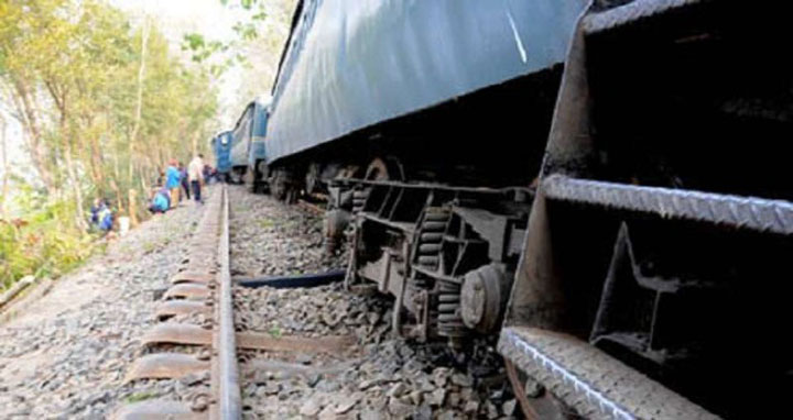 সিলেটের সঙ্গে সারাদেশের রেল যোগাযোগ বন্ধ