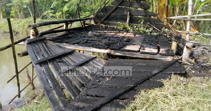 চিতলমারীতে দুই পক্ষের সংঘর্ষে আহত ১০