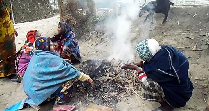 শৈত্যপ্রবাহে বিপর্যস্ত জনজীবন: চুয়াডাঙ্গায় তাপমাত্রা ৬.৫ ডিগ্রি