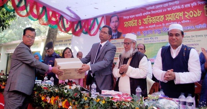 শিবপুরে জিপিএ-৫ প্রাপ্ত শিক্ষার্থীদের সংবর্ধনা ও অভিভাবক সমাবেশ