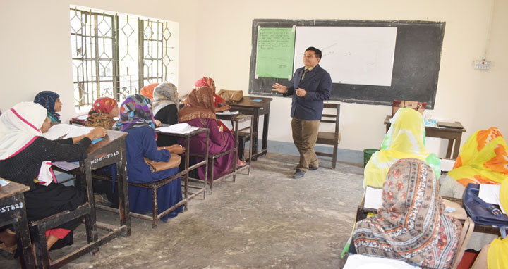 ভোলায় কিশোরীদের পরিষ্কার-পরিচ্ছন্নতা বিষয়ক কর্মশালা অনুষ্ঠিত