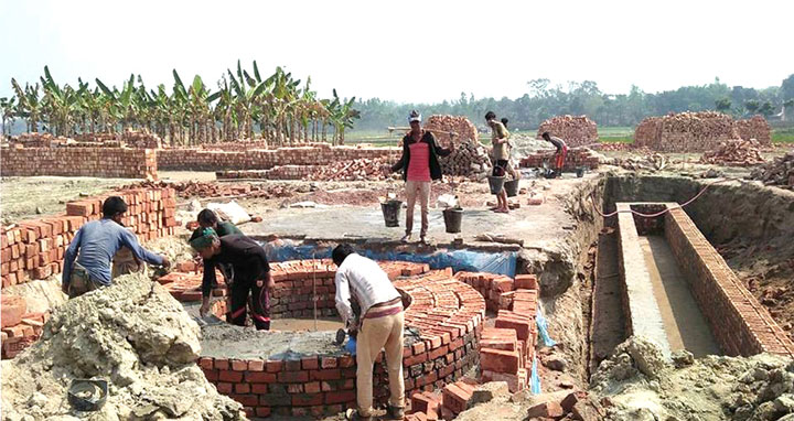 বদলগাছীতে একের পর এক স্থাপিত হচ্ছে কৃষিজমিতে নতুন নতুন ইটভাটা