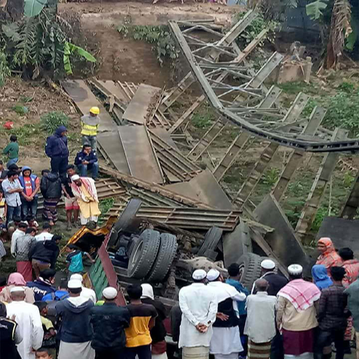 ছাতকে বেইলী ব্রিজ ভেঙ্গে নিহত ২, আহত ১