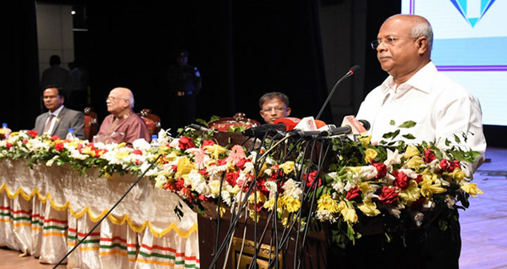 সিএ ফার্মের যোগসাজশে শেয়ার বাজারে দুর্নীতি: দুদক চেয়ারম্যান