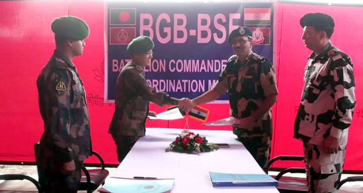 লালমনিরহাটে চোরাচালান রোধে বিজিবি-বিএসএফ’র বৈঠক