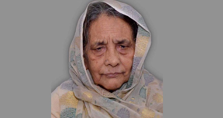 ঠাকুরগাঁওয়ে মির্জা ফখরুলের মা ফাতেমা আমিনের দাফন সম্পন্ন