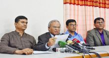 <font style='color:#000000'>খালেদা জিয়া ছাড়া কোনো নির্বাচন হতে দেবে না জনগণ: রিজভী</font>