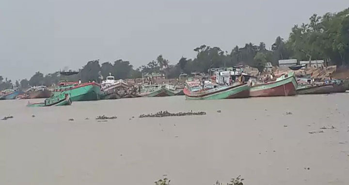 সুনামগঞ্জে শ্রমিক সংকটে ১০ হাওরের কৃষক