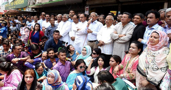 তারেককে বিতর্কিত করতে গিয়ে সরকার নিজেরাই ফাঁদে পড়েছে: ফখরুল