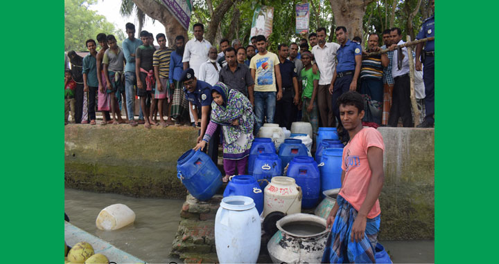 কাউখালীতে কোটি টাকার রেনু পোনা জব্দ